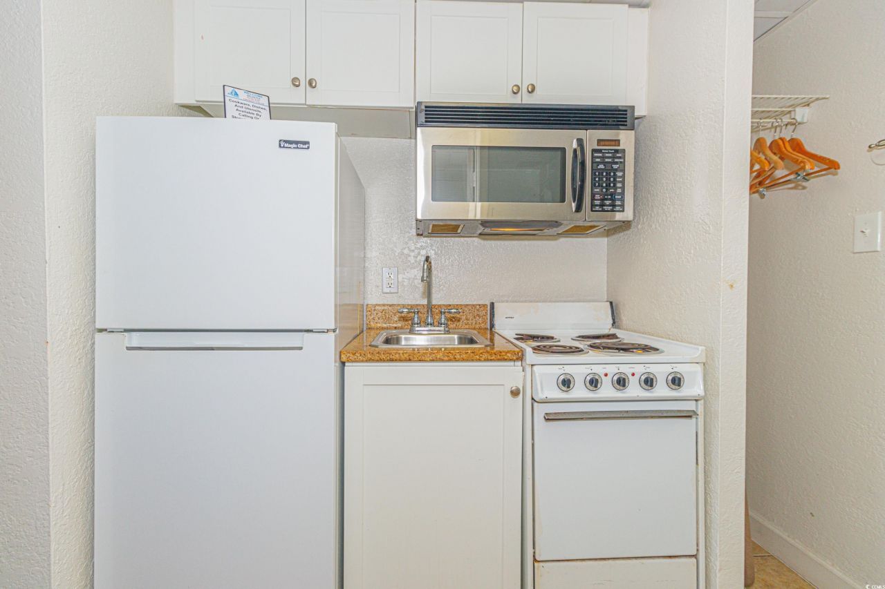 2207 S Ocean Blvd. Photo 15