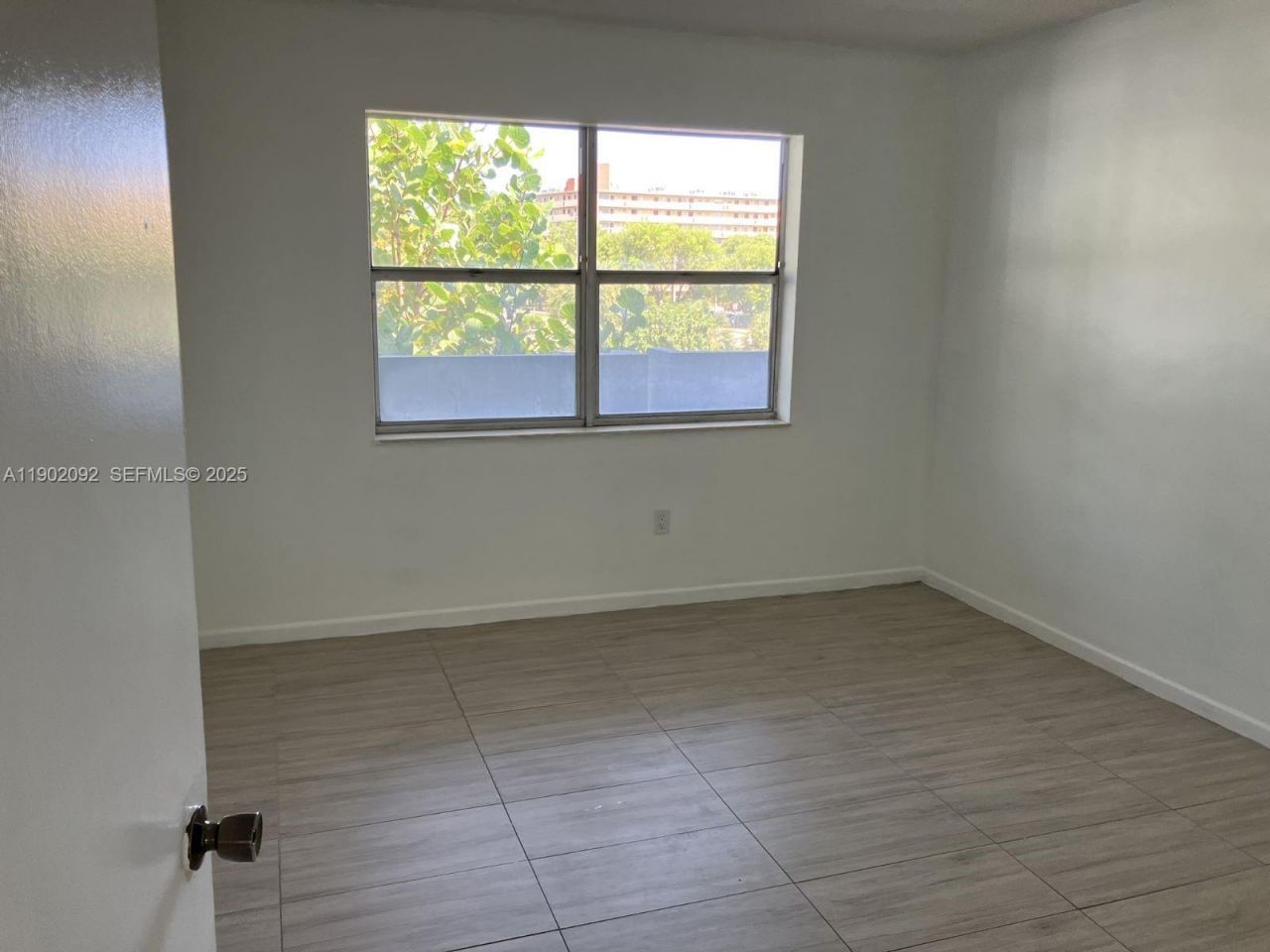 1601 NE 191st St, Unit B316, Miami, FL 33179 Photo