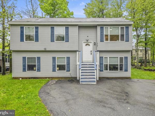 9407 JUNIPER DRIVE, TOBYHANNA, PA 18466