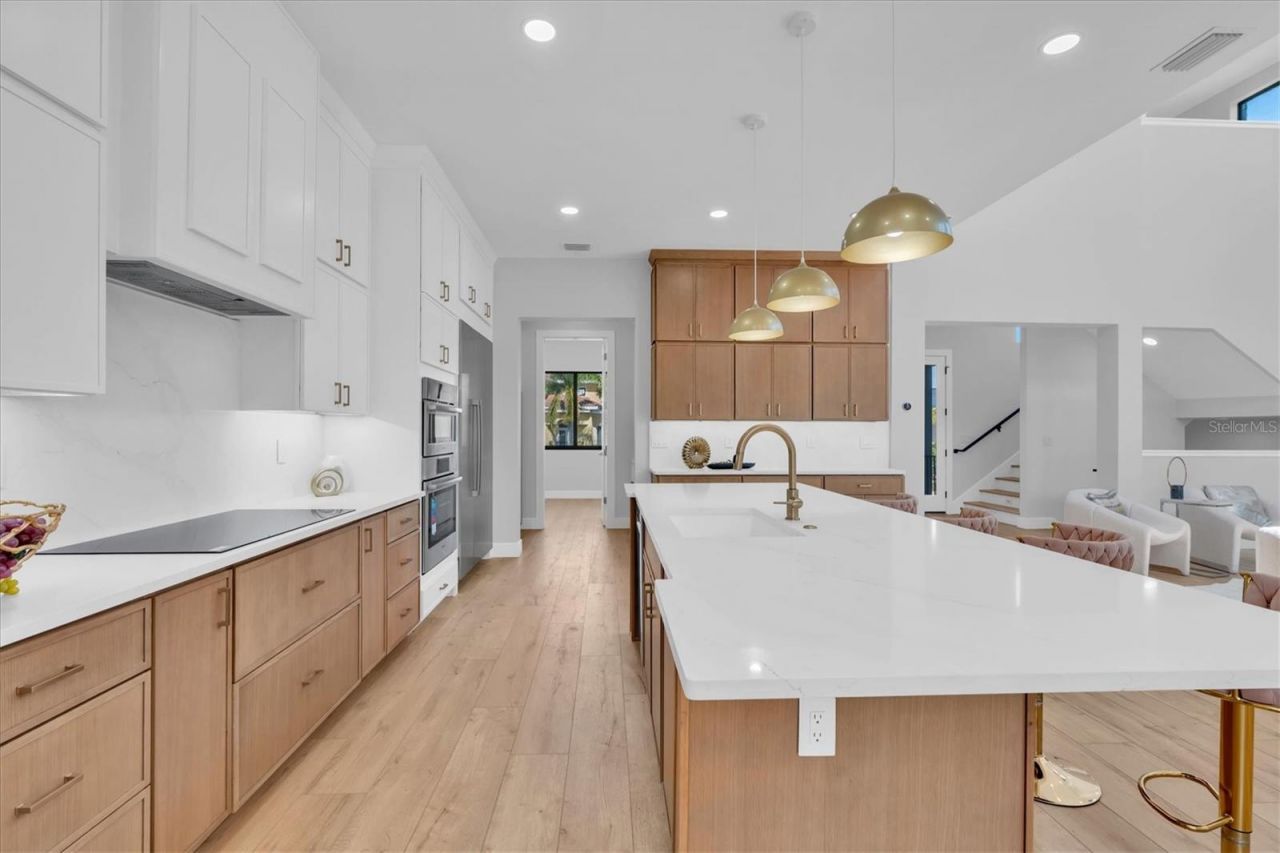 5964 Bayview Circle S, Gulfport, FL 33707 Photo