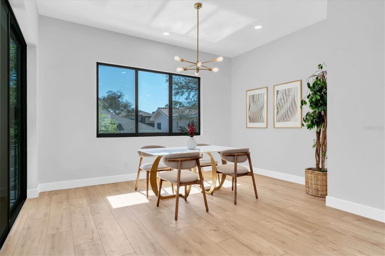 5964 Bayview Circle S, Gulfport, FL 33707 Photo