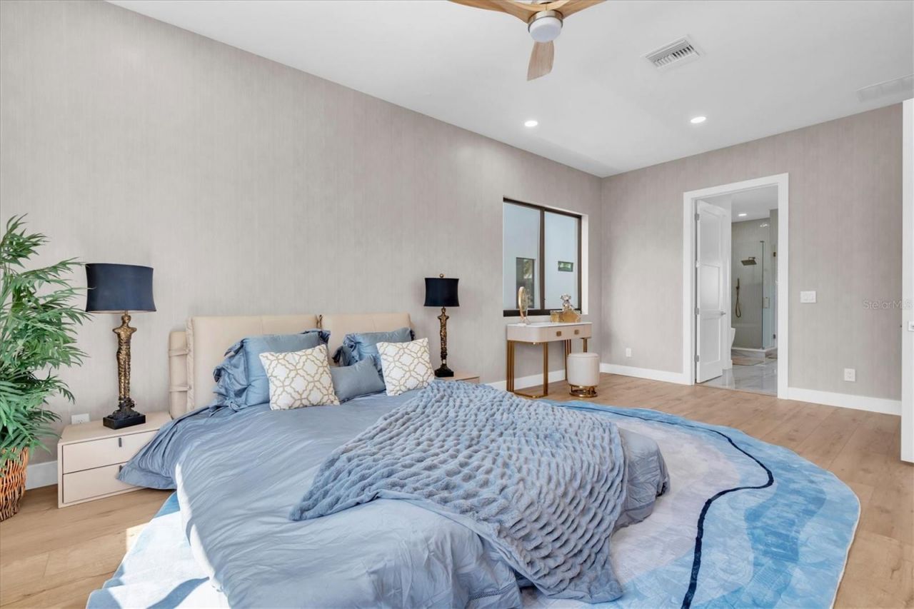 5964 Bayview Circle S, Gulfport, FL 33707 Photo