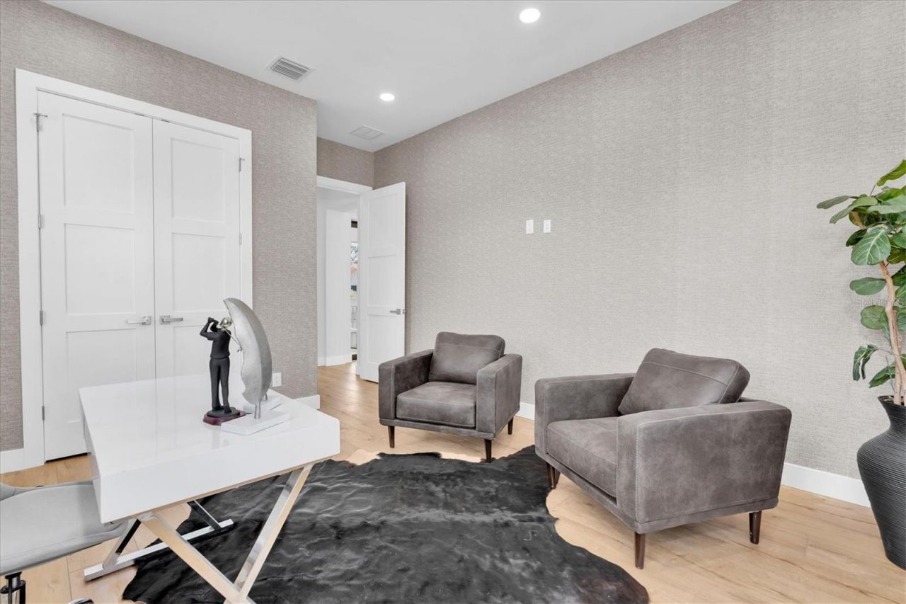 5964 Bayview Circle S, Gulfport, FL 33707 Photo