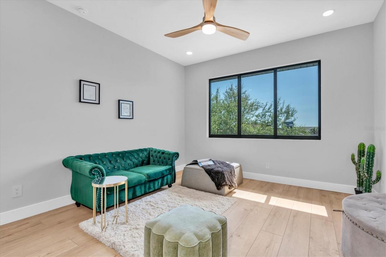 5964 Bayview Circle S, Gulfport, FL 33707 Photo