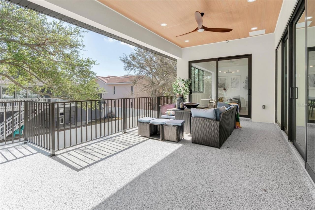 5964 Bayview Circle S, Gulfport, FL 33707 Photo