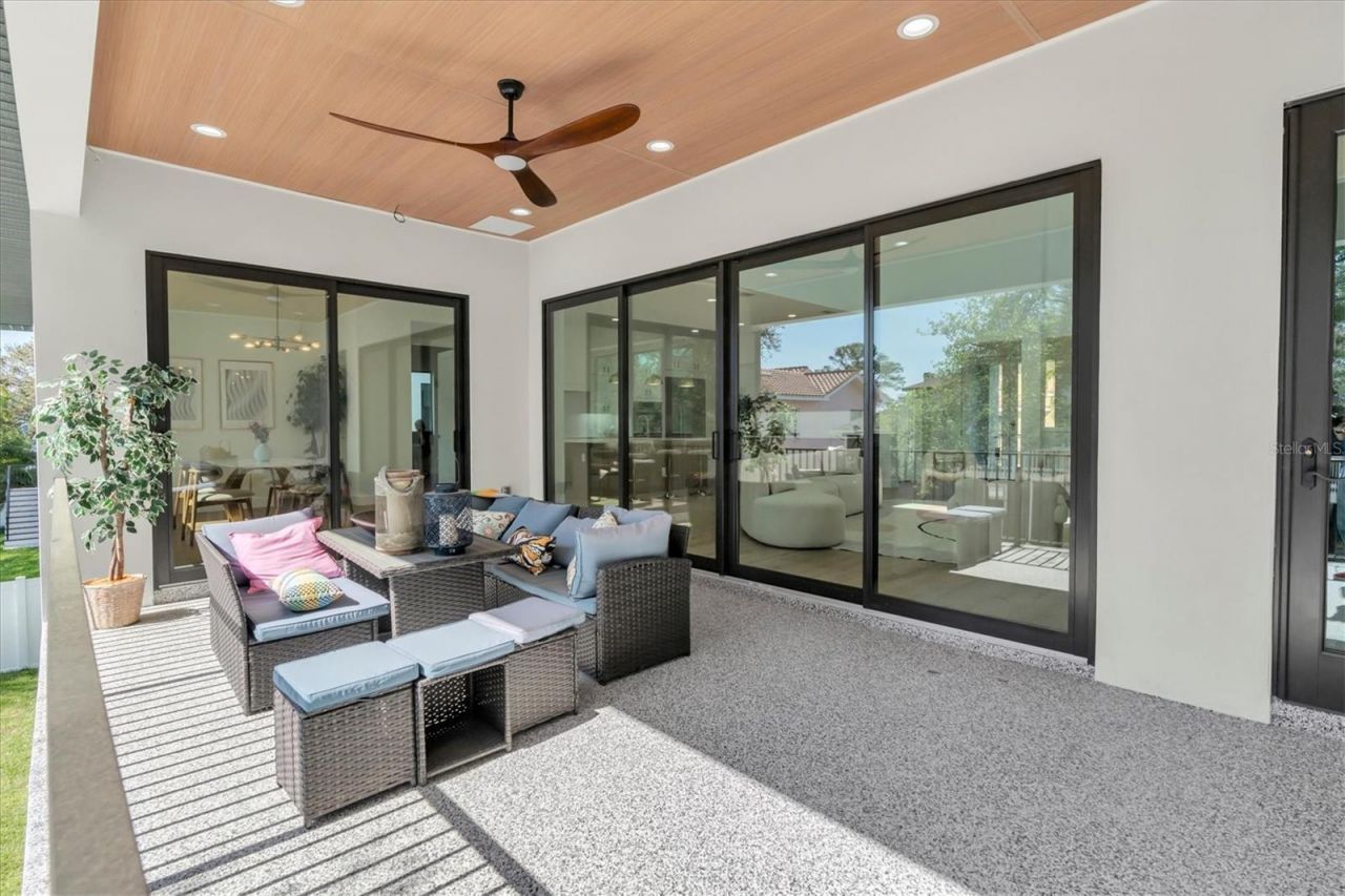 5964 Bayview Circle S, Gulfport, FL 33707 Photo