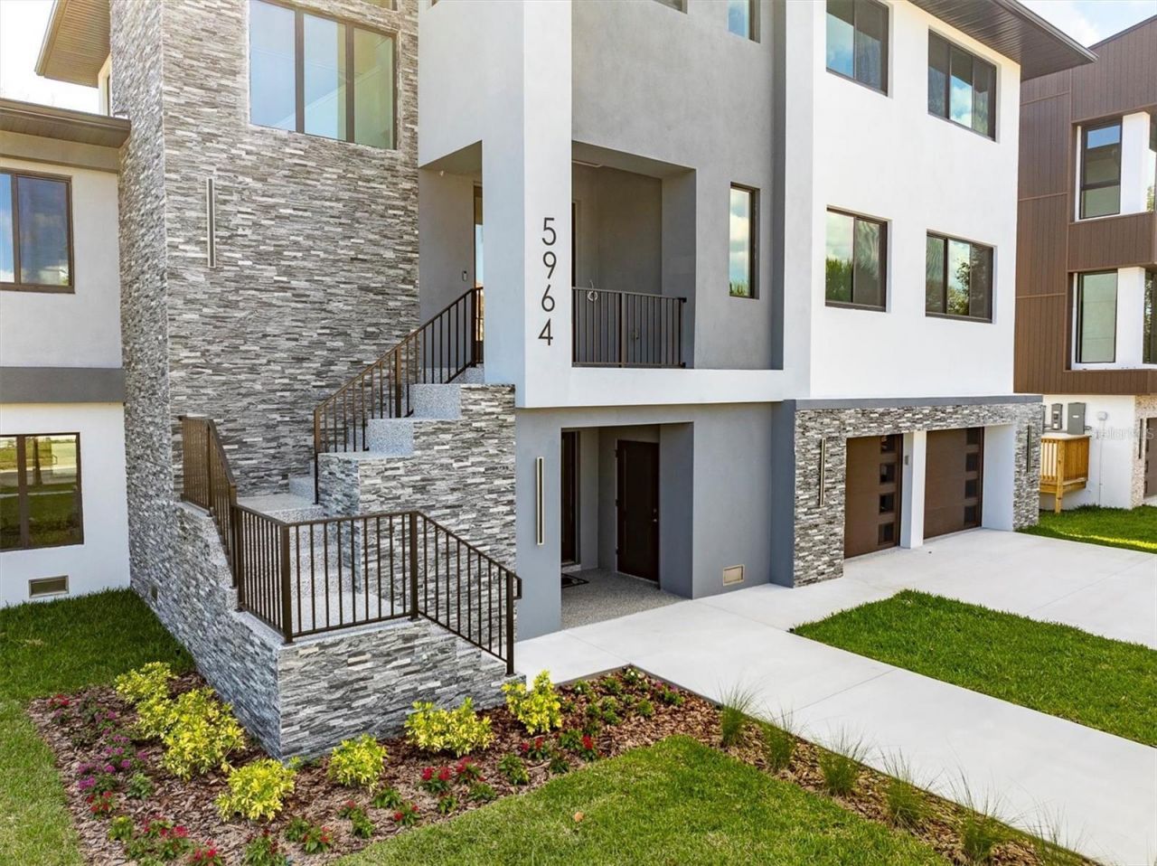 5964 Bayview Circle S, Gulfport, FL 33707 Photo