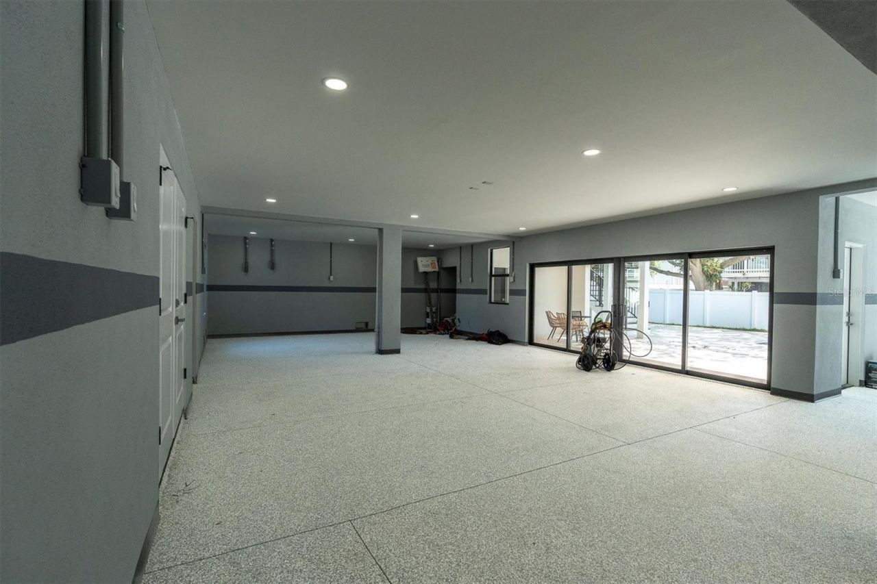 5964 Bayview Circle S, Gulfport, FL 33707 Photo