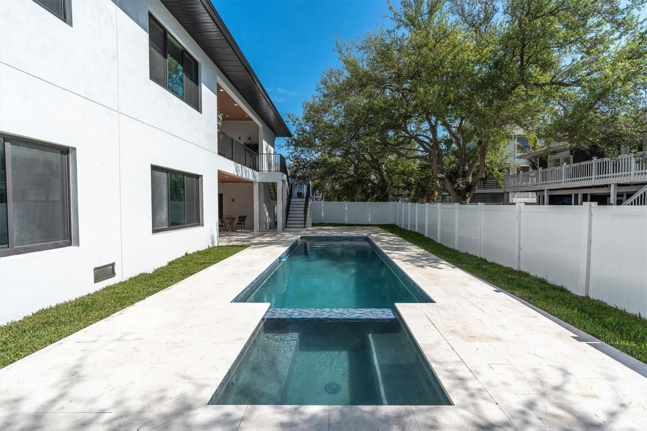 5964 Bayview Circle S, Gulfport, FL 33707 Photo