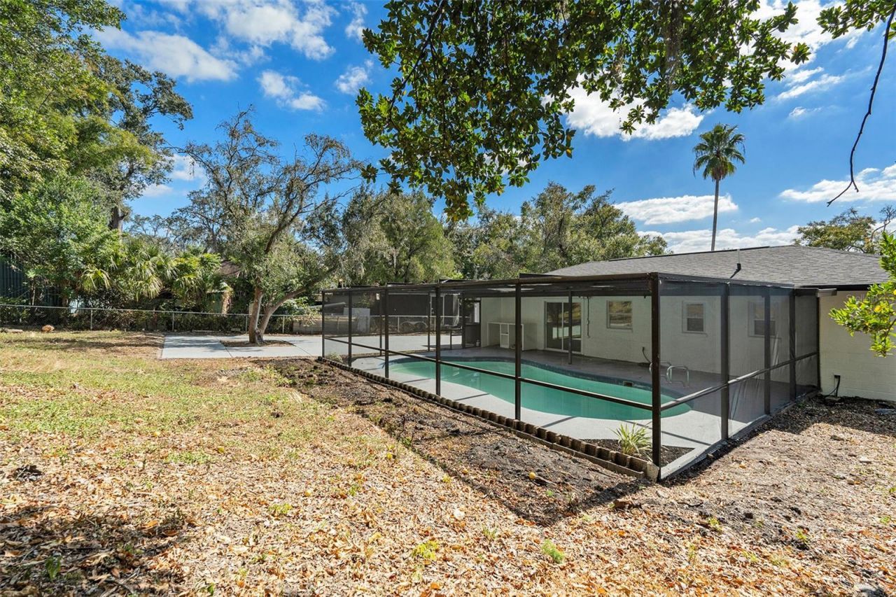 7106 Lynwood Drive, Tampa, FL 33637 Photo