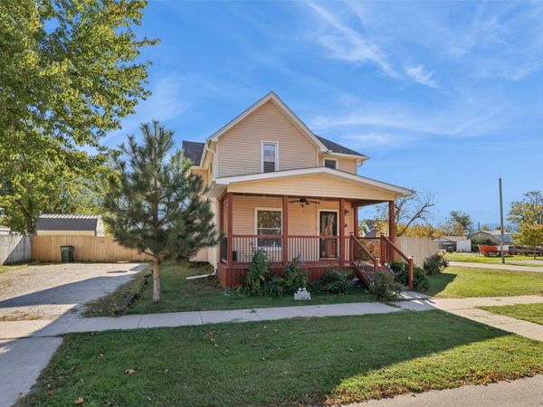 107 W 5th Street, Woodward, IA 50276