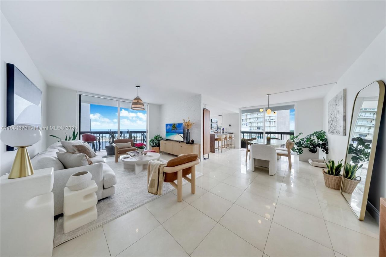 2333 Brickell Ave, Unit 1406, Miami, FL 33129 Photo