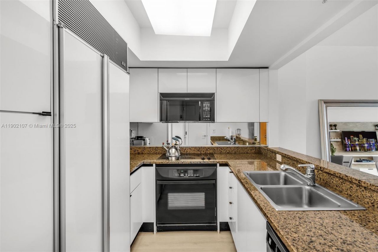 1500 Ocean Dr, Unit 1109, Miami Beach, FL 33139 Photo