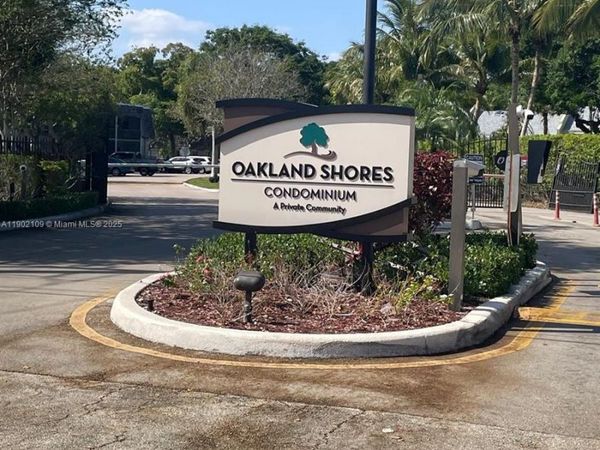 3125 Oakland Shores Dr, Unit B204, Oakland Park, FL 33309
