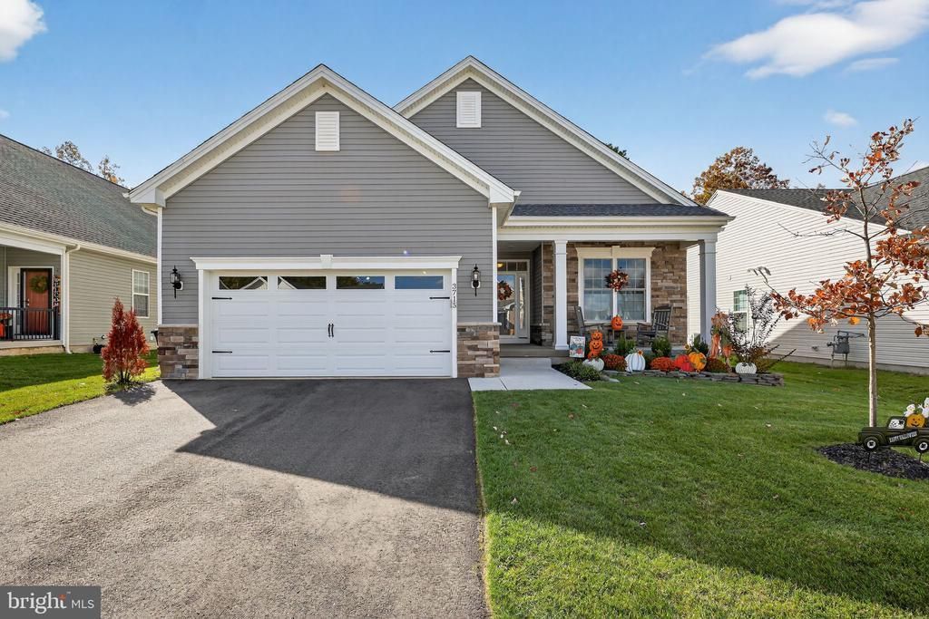 3715 Castleton Drive, Williamstown, NJ 08094 Main Photo