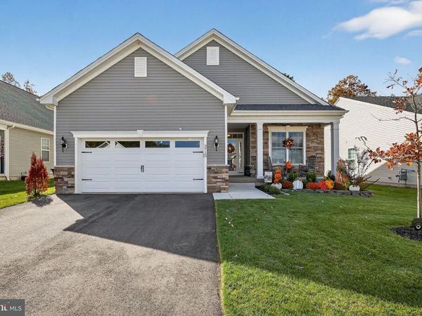 3715 CASTLETON DRIVE, WILLIAMSTOWN, NJ 08094