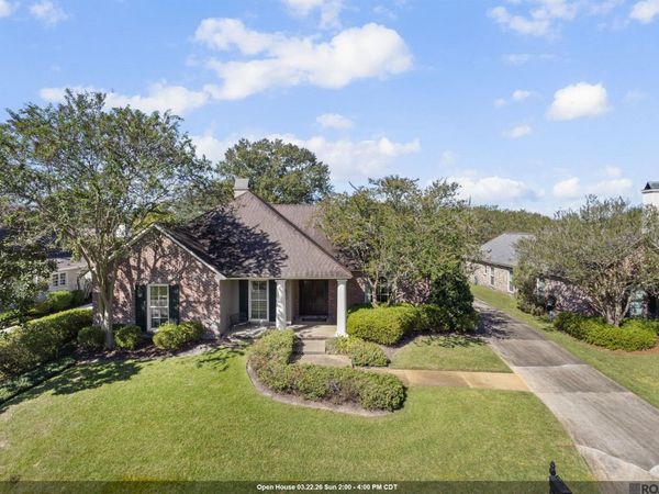 17541 Crossing Blvd, Baton Rouge, LA 70810