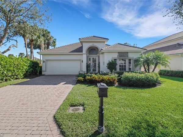23605 Via Carino LN, BONITA SPRINGS, FL 34135