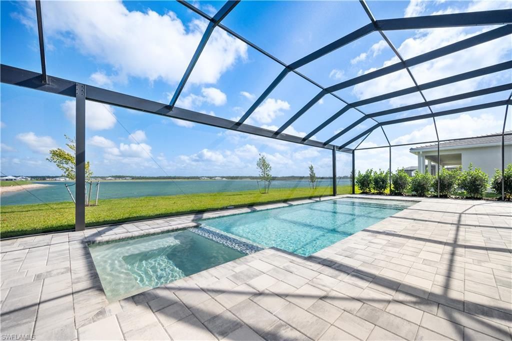 8762 Driftwood Dr, Naples, FL 34114 Photo