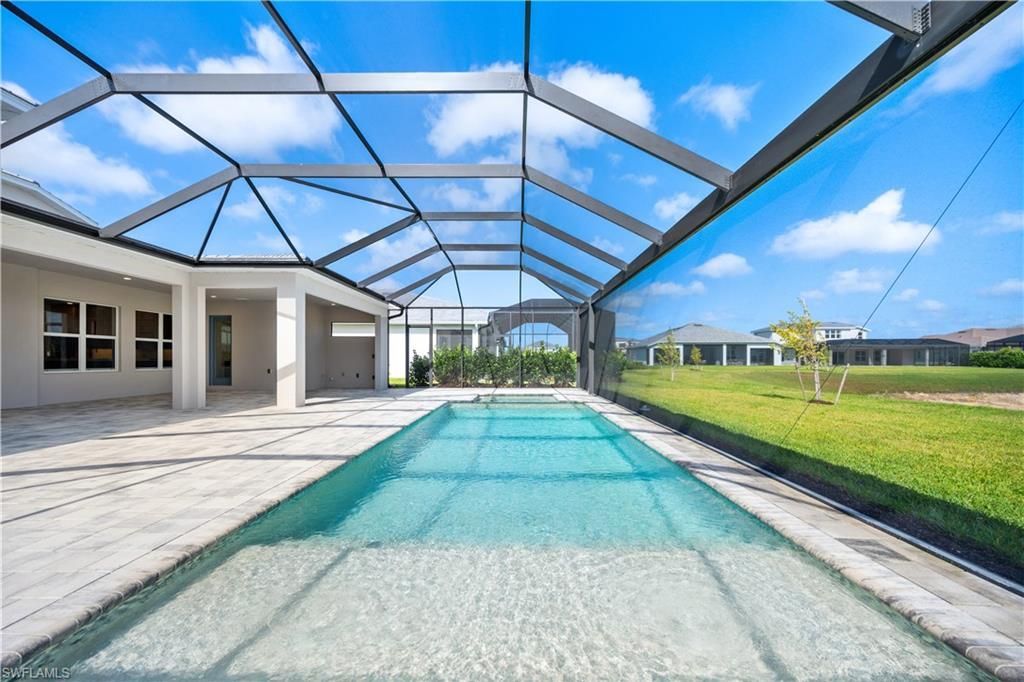 8762 Driftwood Dr, Naples, FL 34114 Photo