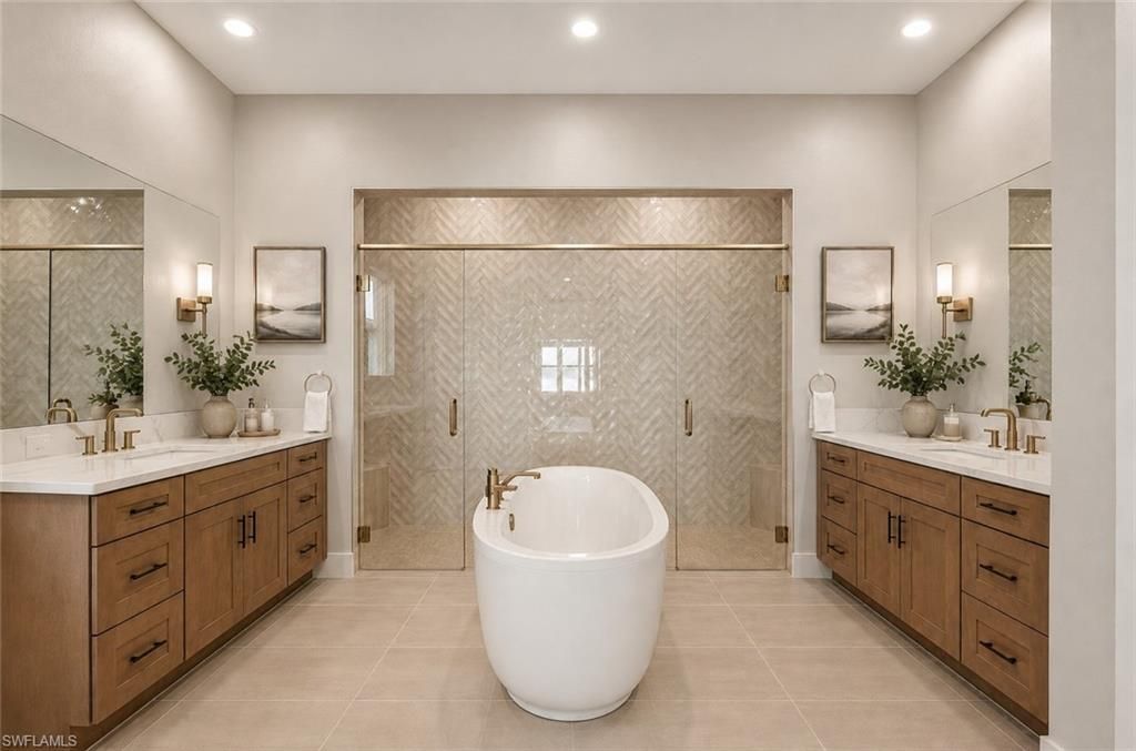 8762 Driftwood Dr, Naples, FL 34114 Photo