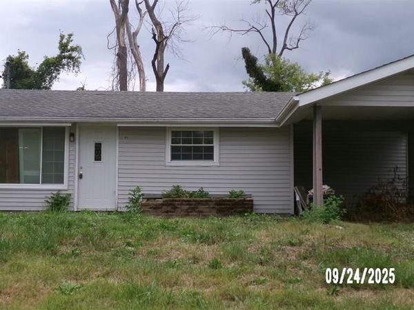 100 Cascade Drive, Belleville, IL 62223