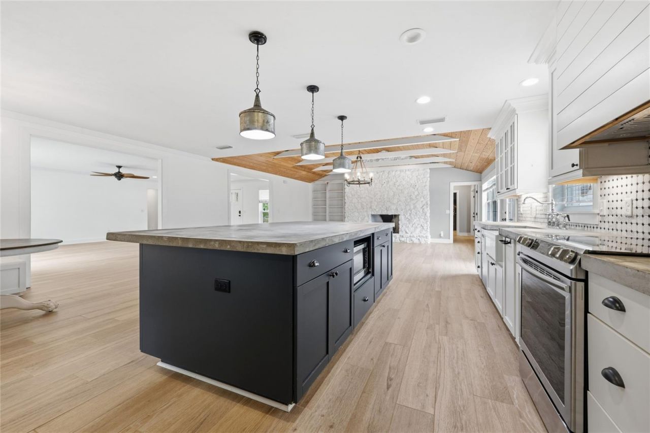 1117 NW 51st Terrace, Gainesville, FL 32605 Photo