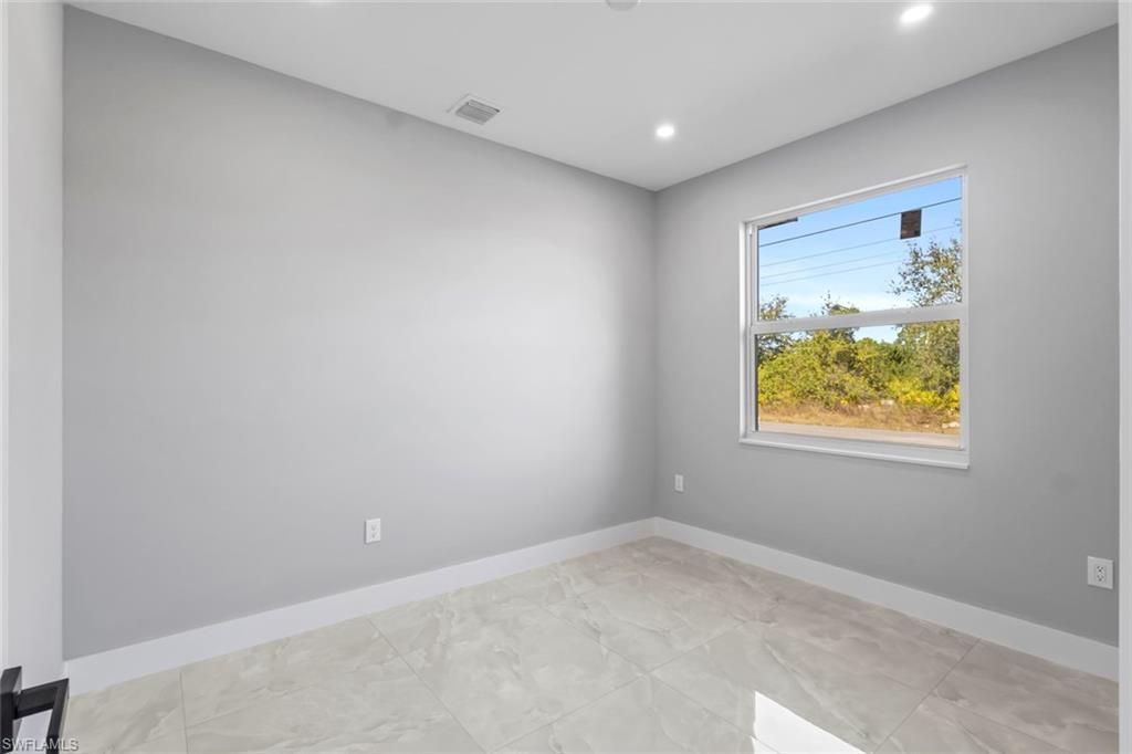 3307 6th Sw, Lehigh Acres, FL 33976 Photo