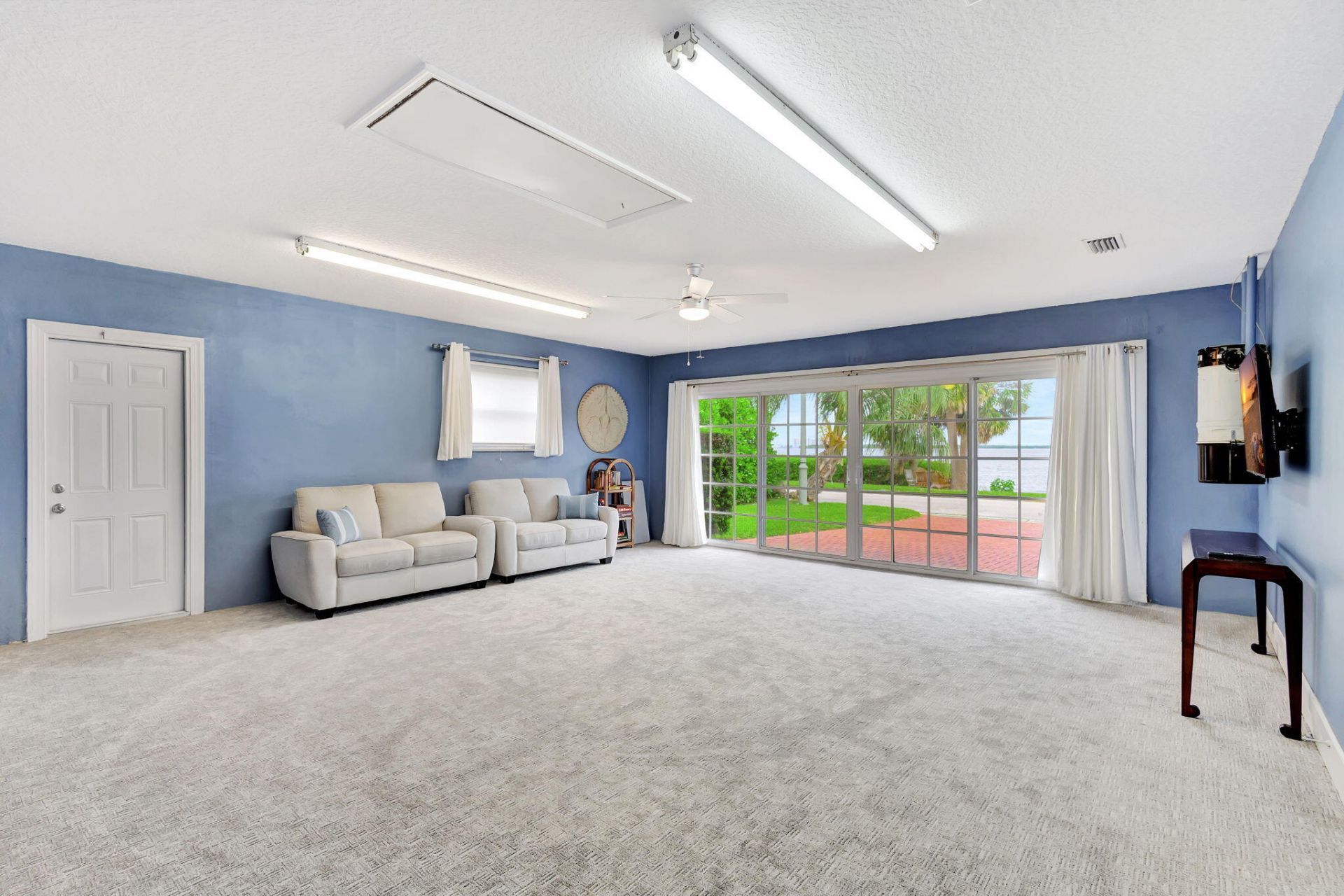 1141 Pine Point Road, West Palm Beach, FL 33404 Photo