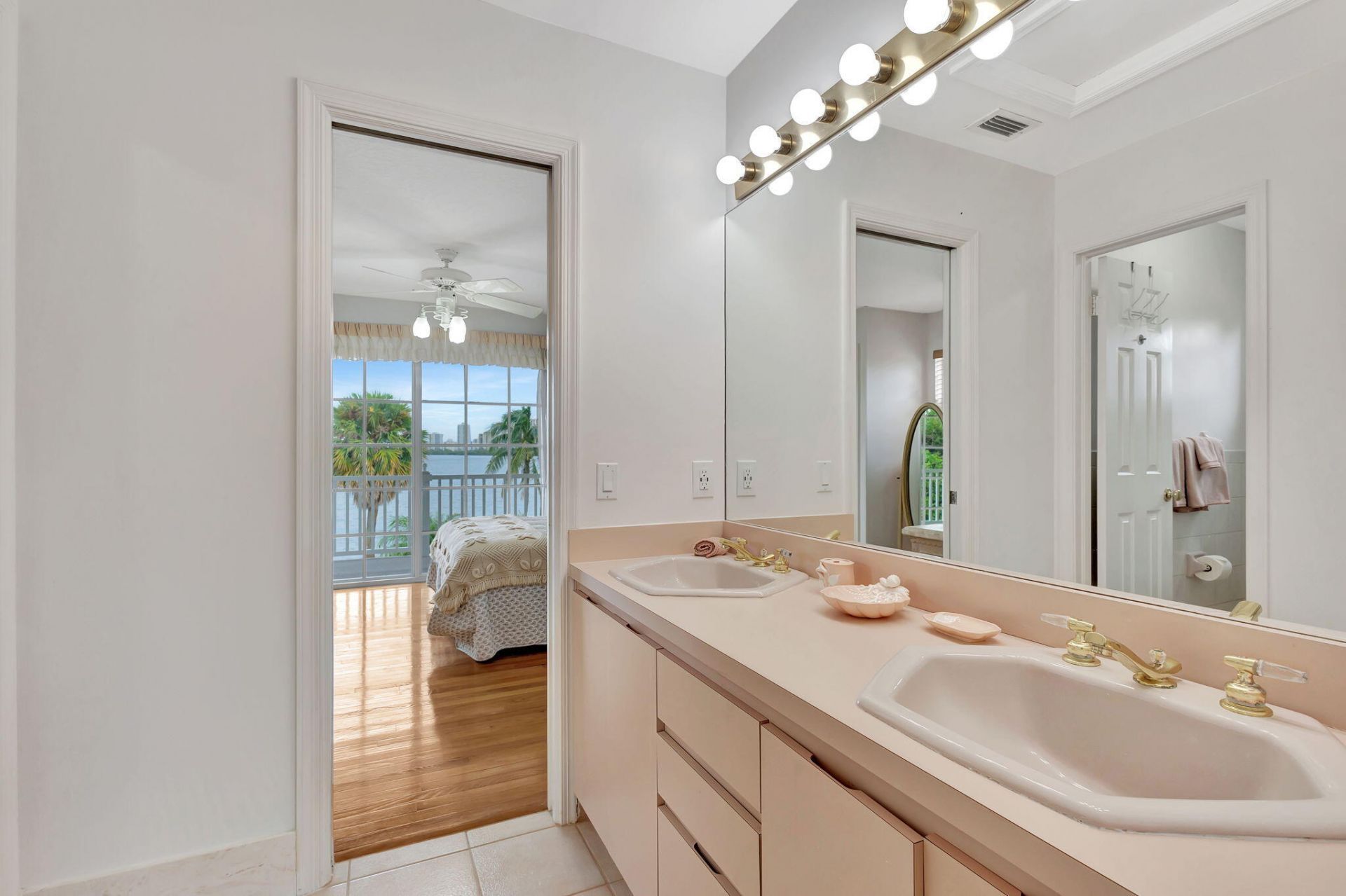 1141 Pine Point Road, West Palm Beach, FL 33404 Photo