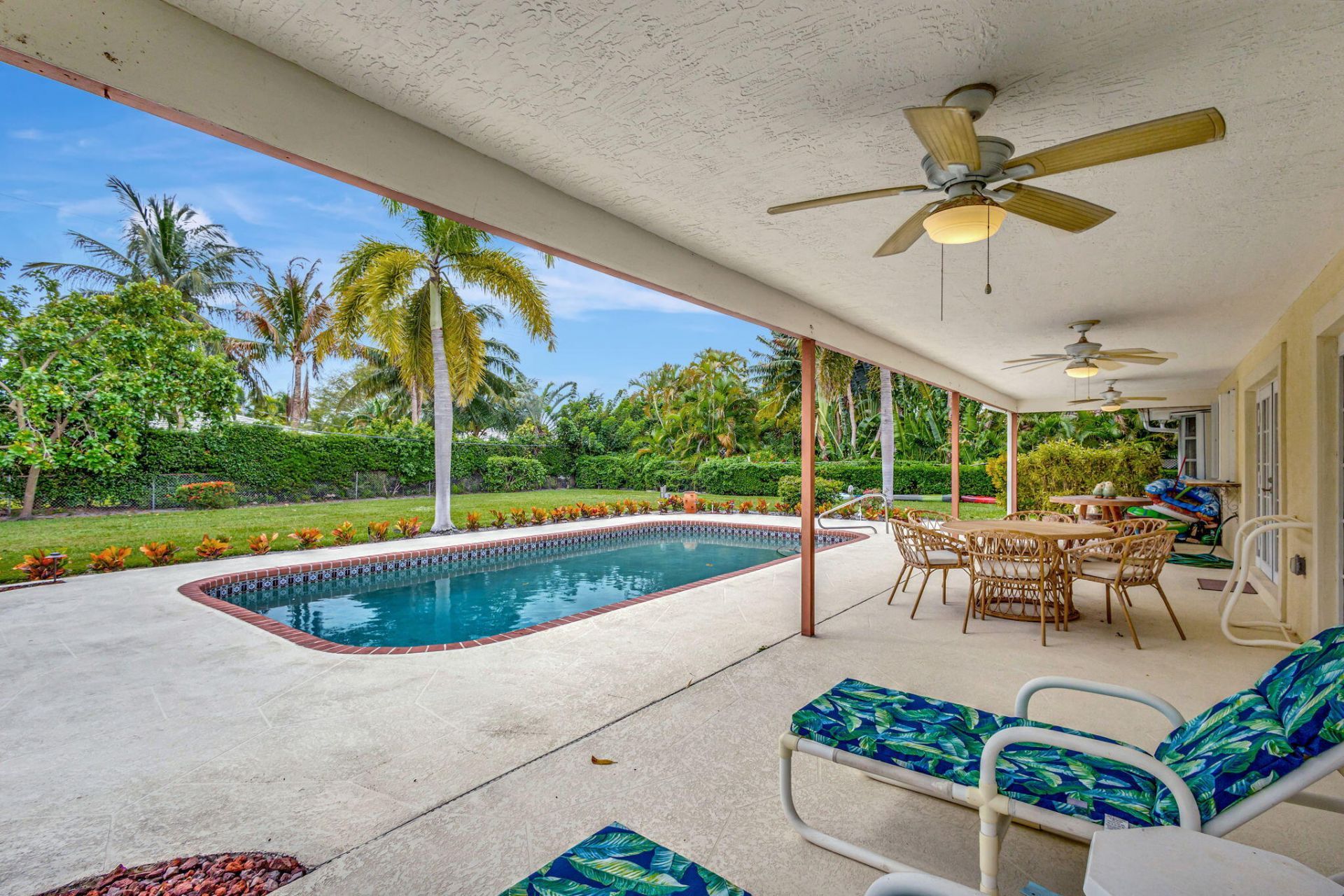 1141 Pine Point Road, West Palm Beach, FL 33404 Photo
