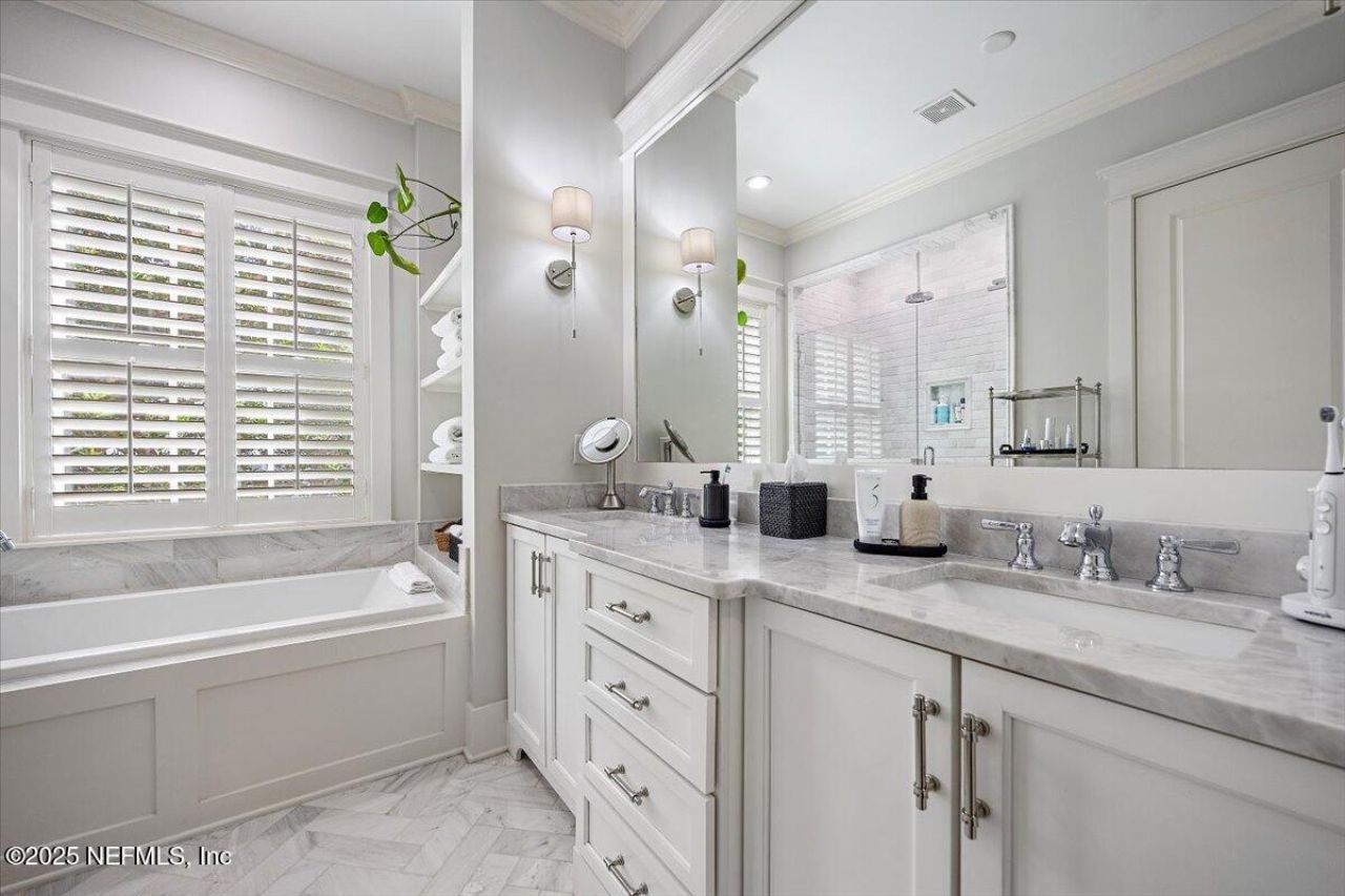 2743 Green Bay Lane, Jacksonville, FL 32207 Photo