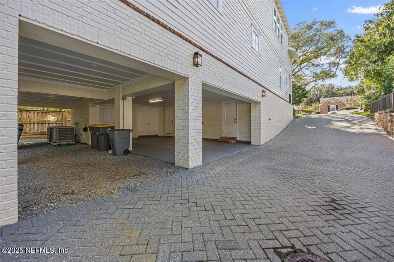 2743 Green Bay Lane, Jacksonville, FL 32207 Photo