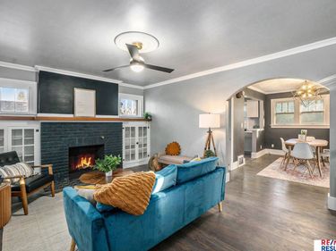 4815 Grand Avenue, Omaha, NE 68104