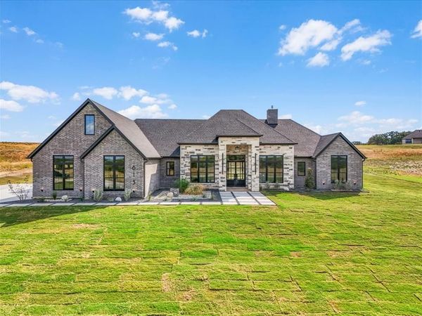 613 Hondo Crossing, Weatherford, TX 76087