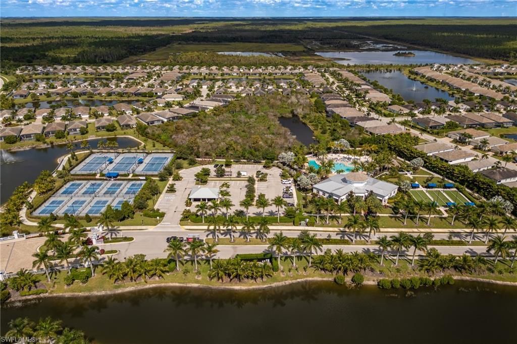 16697 Seasons Coast Dr, Bonita Springs, FL 34135 Photo