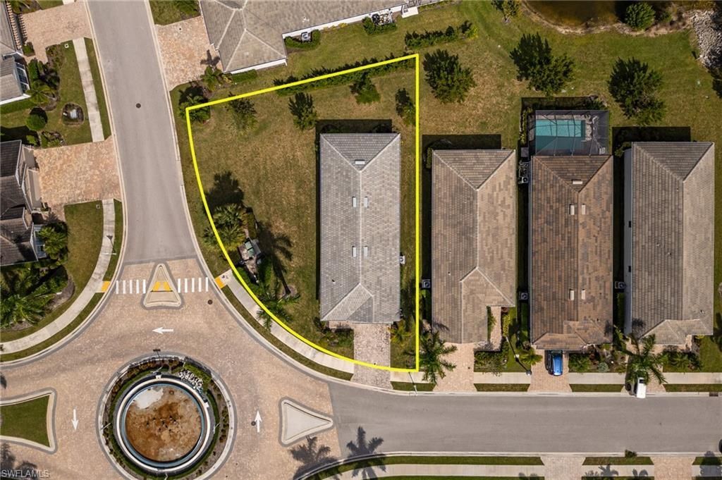 16697 Seasons Coast Dr, Bonita Springs, FL 34135 Photo