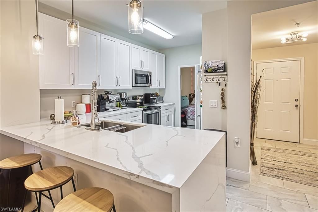 11021 Gulf Reflections Dr, Unit 105, Fort Myers, FL 33908 Photo