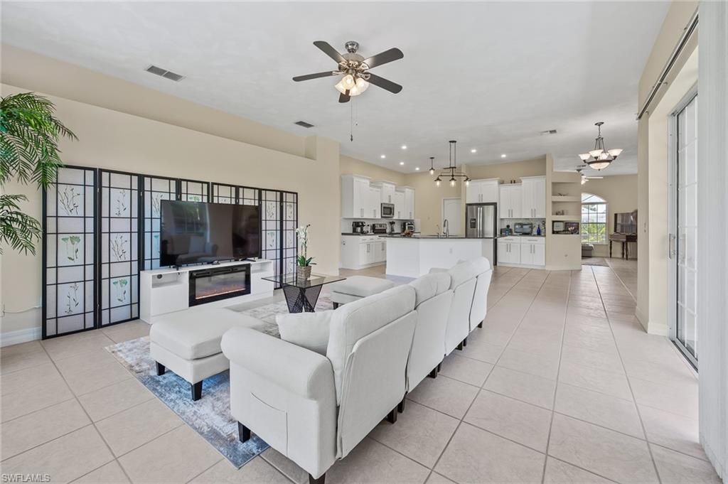 6817 Eagle St, Fort Myers, FL 33966 Photo