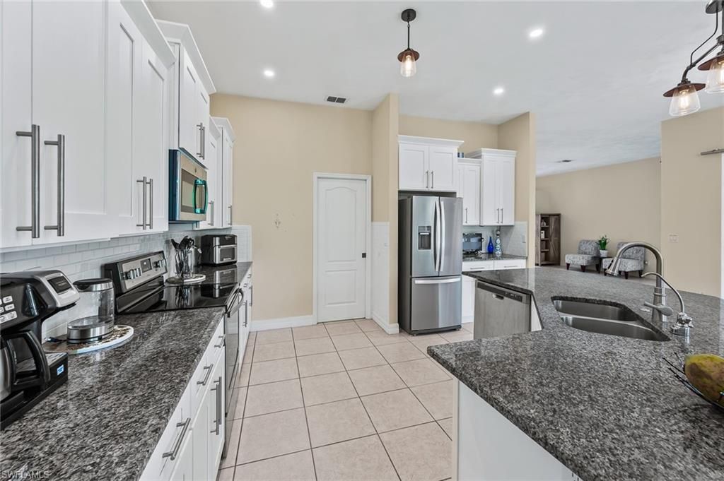 6817 Eagle St, Fort Myers, FL 33966 Photo