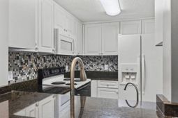 712 67th Ave. N photo 4