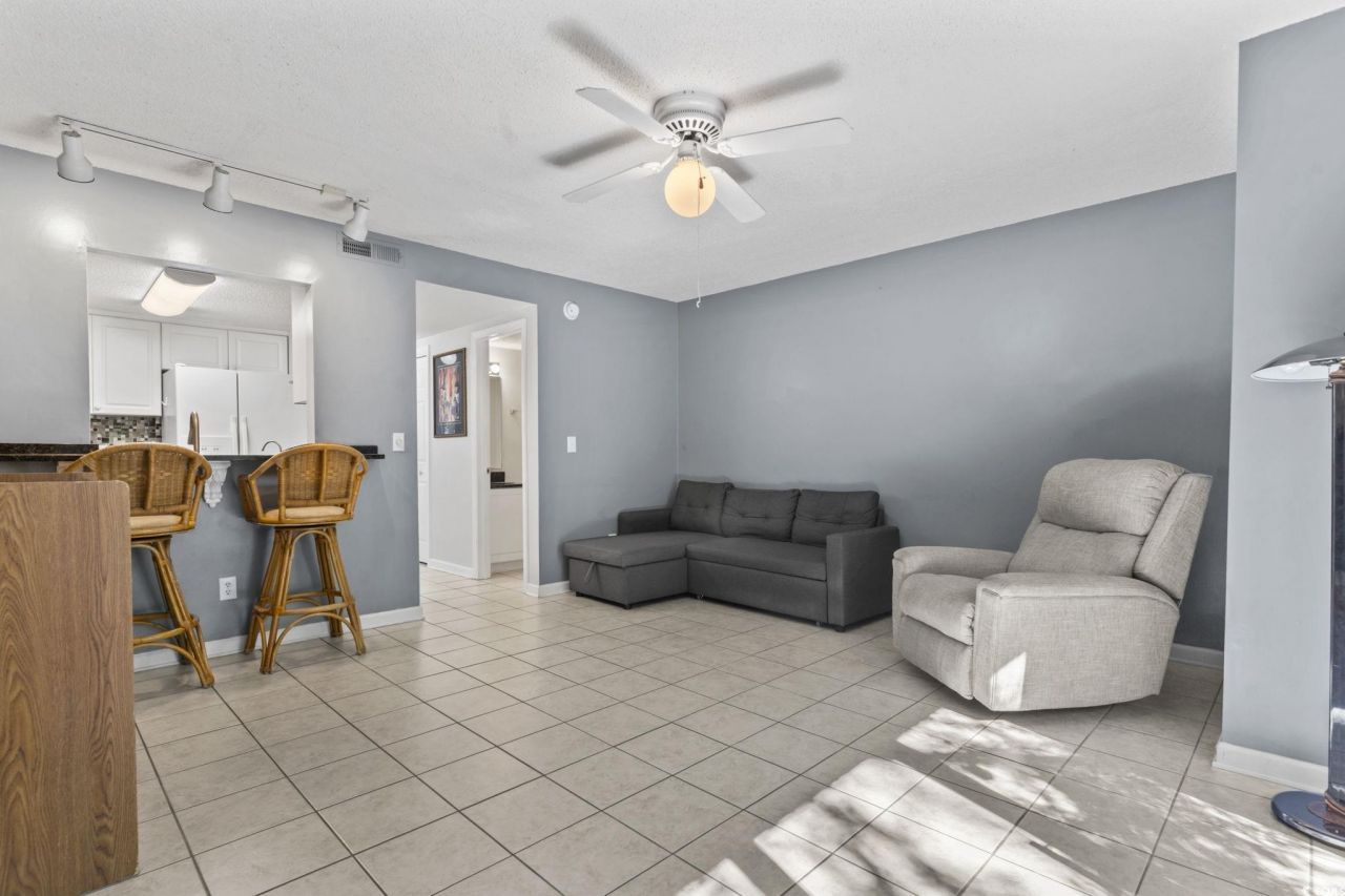 712 67th Ave. N Photo 9