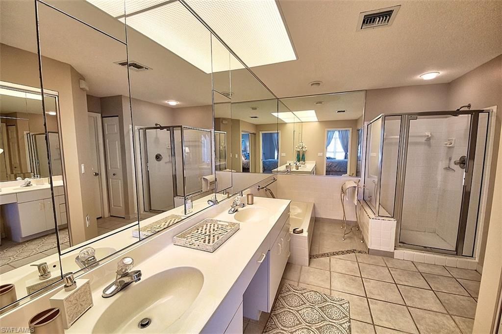 265 Barefoot Beach Blvd, Unit 204, Bonita Springs, FL 34134 Photo