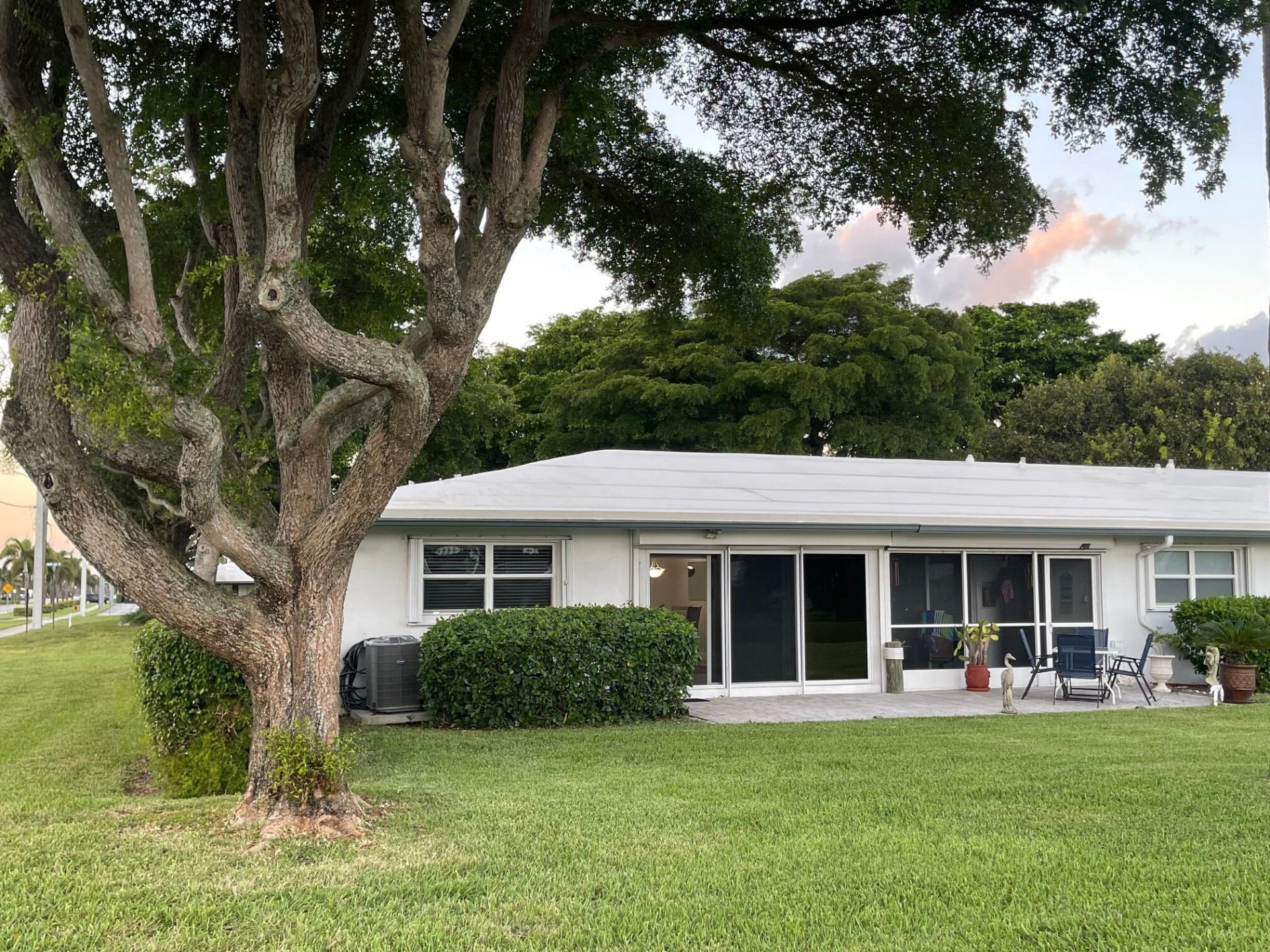 100 Leisure Lake Circle, Unit 109, Boynton Beach, FL 33426 Photo