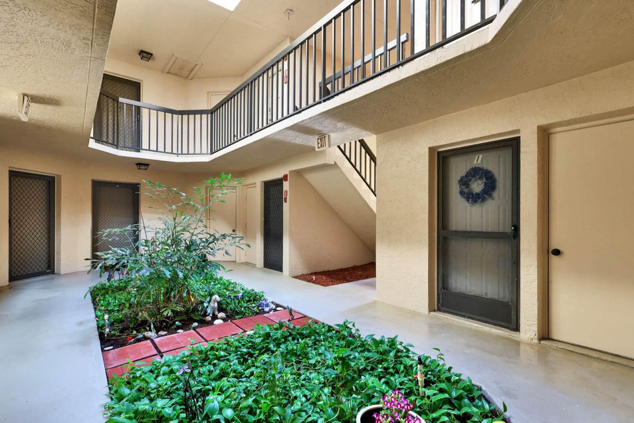 2069 NE Collins Circle, Unit 7-50, Jensen Beach, FL 34957 Photo
