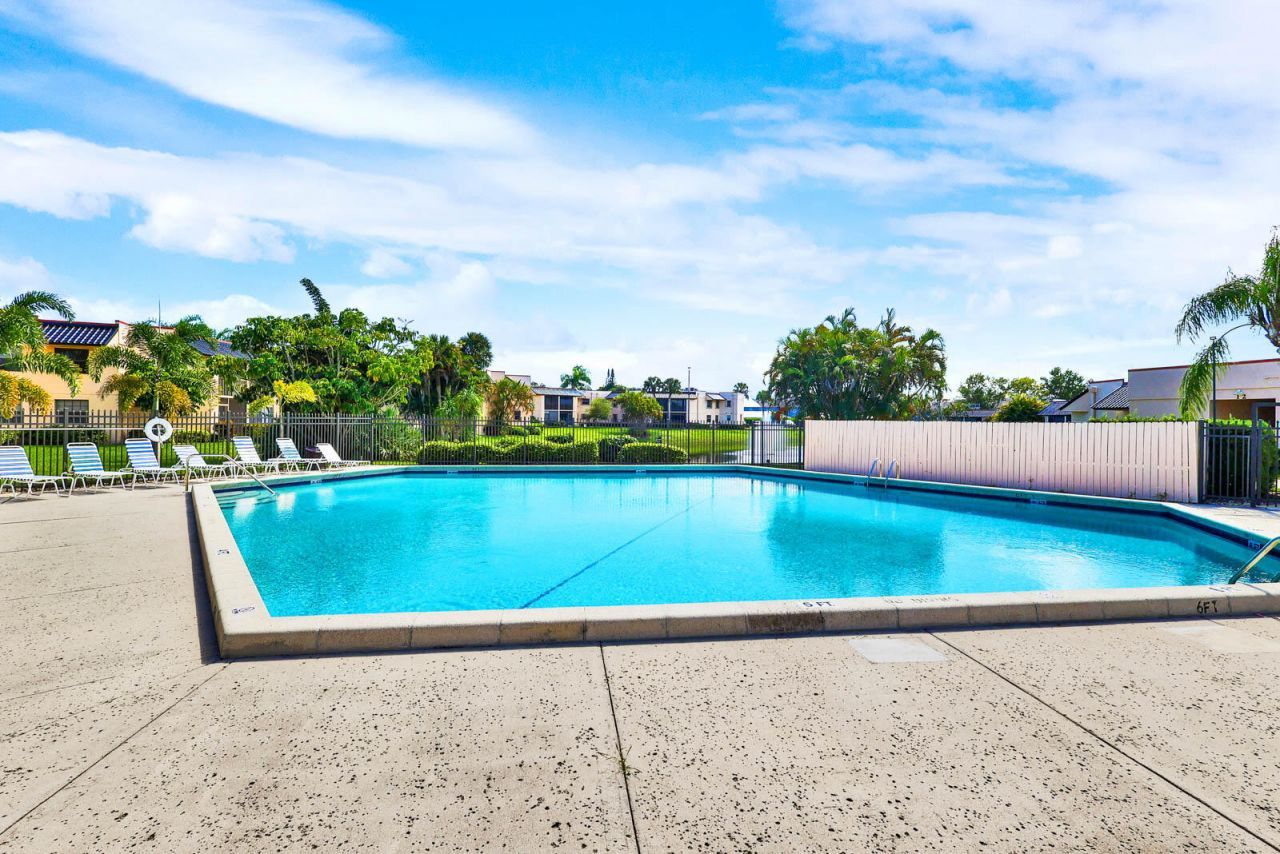 2069 NE Collins Circle, Unit 7-50, Jensen Beach, FL 34957 Photo