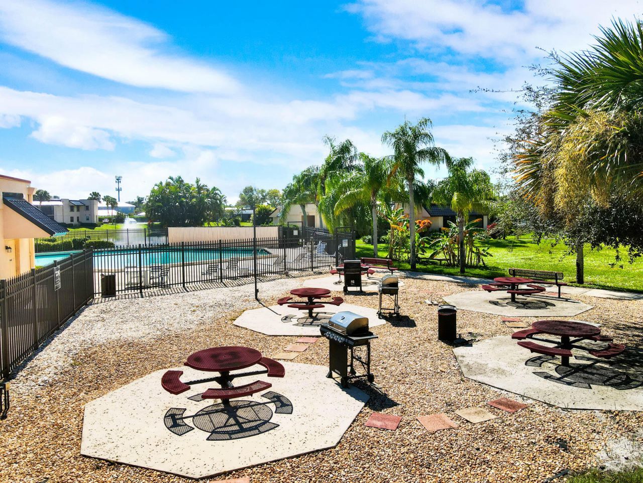 2069 NE Collins Circle, Unit 7-50, Jensen Beach, FL 34957 Photo