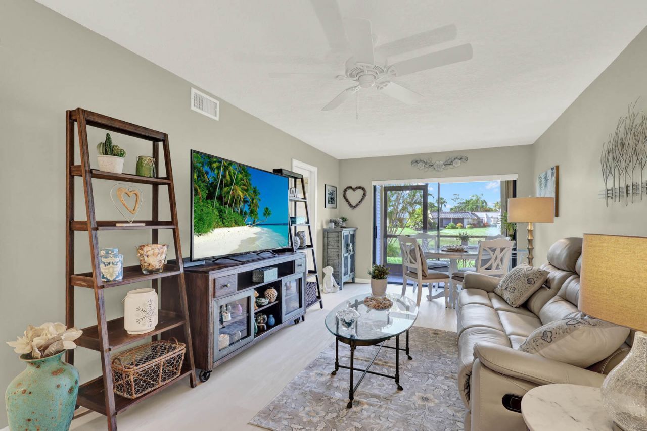 2069 NE Collins Circle, Unit 7-50, Jensen Beach, FL 34957 Photo