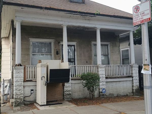 7928 S Dobson Avenue, Chicago, IL 60619