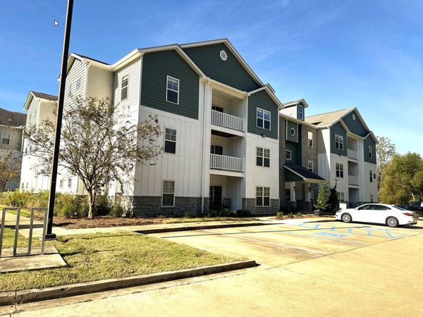 214 Graham Rd - Unit 304, Starkville, MS 39759